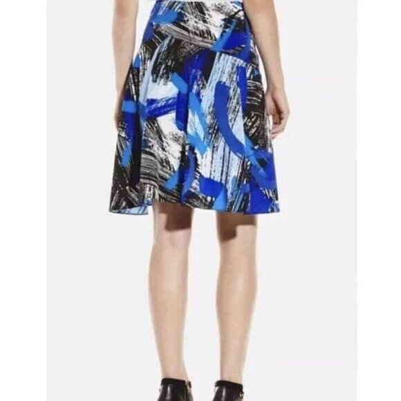 Vince Camuto Abstract Bright Blue White Black Print A Line Skirt Size 10 Lined - Picture 2 of 10